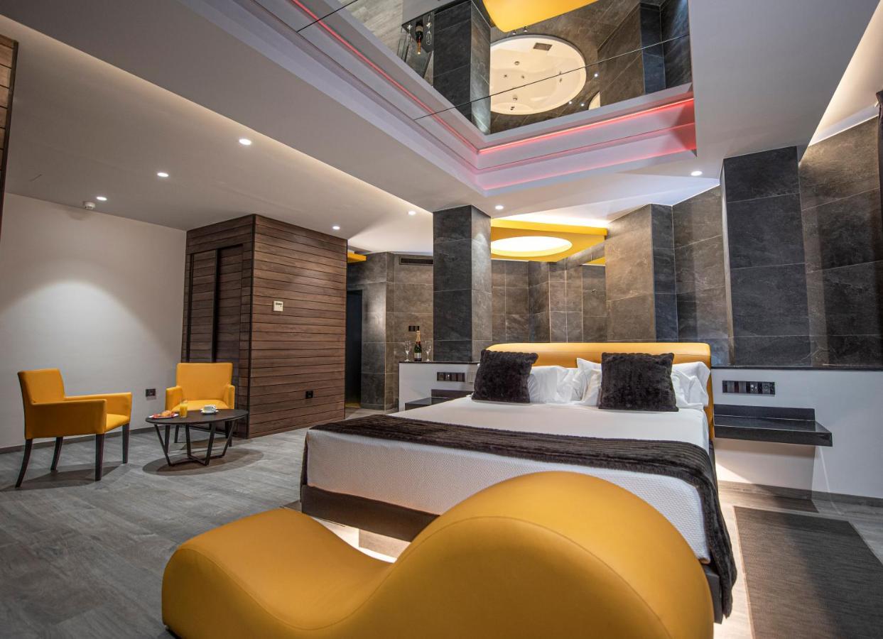 Hotel Luve Сан-Антонио-де-Бенахебер Экстерьер фото