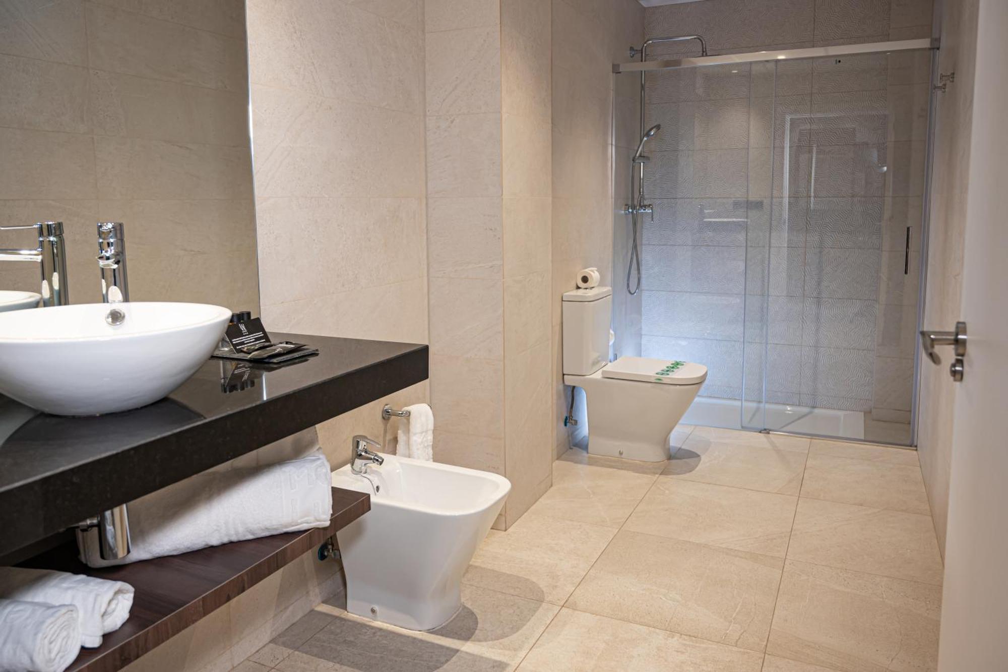 Hotel Luve Сан-Антонио-де-Бенахебер Экстерьер фото