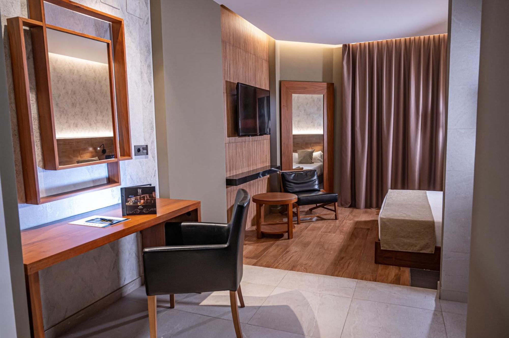 Hotel Luve Сан-Антонио-де-Бенахебер Экстерьер фото