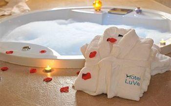 Hotel Luve Сан-Антонио-де-Бенахебер Экстерьер фото