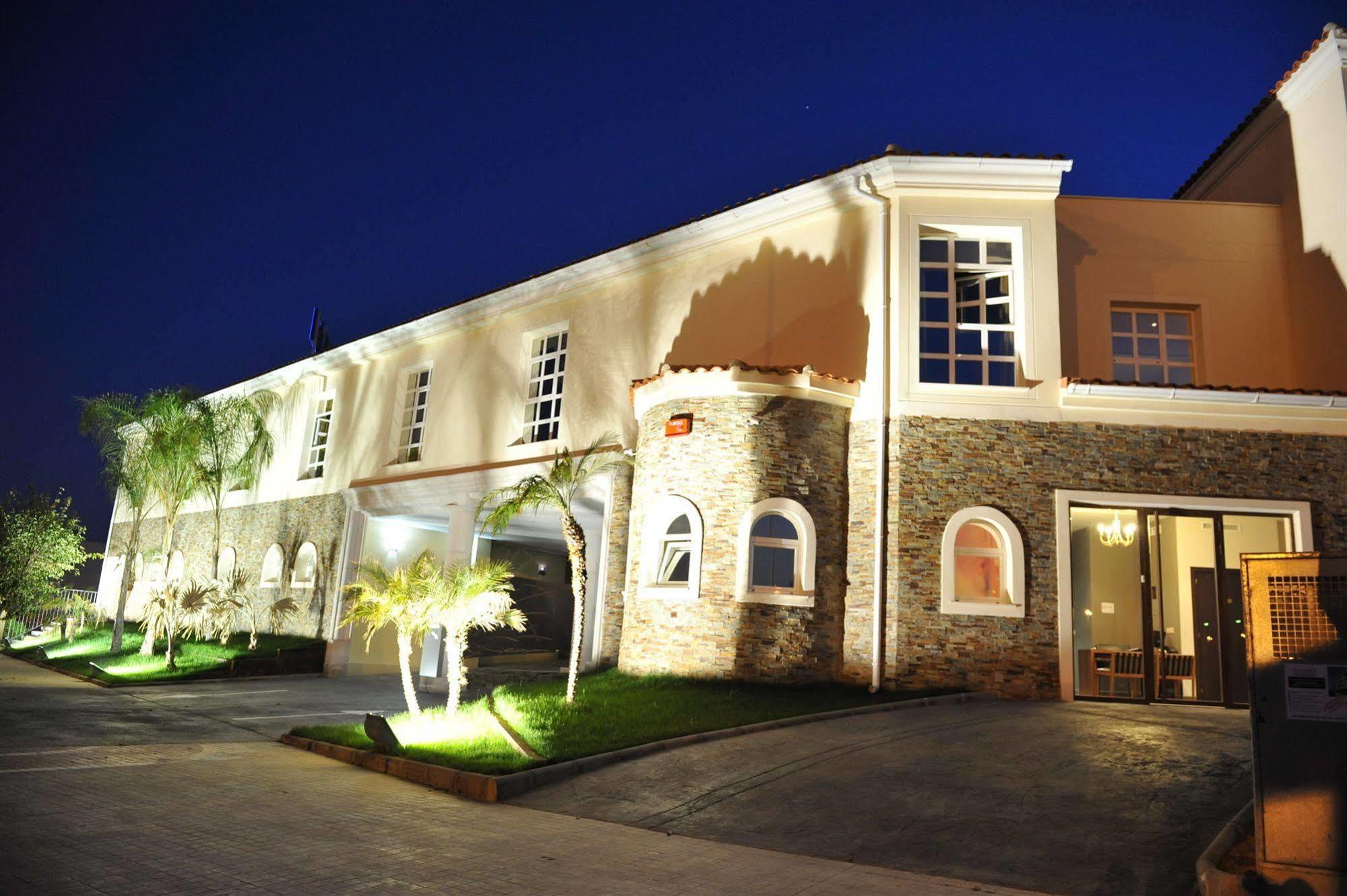 Hotel Luve Сан-Антонио-де-Бенахебер Экстерьер фото